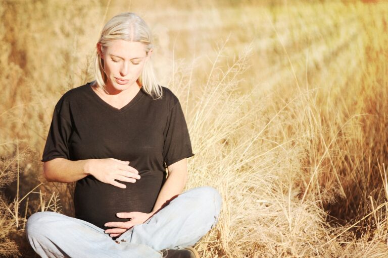 Grossesse et Alimentation Bio : Nourrir Votre Bébé avec Soin