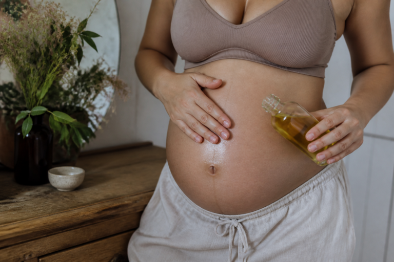Les Huiles Végétales Hydratantes : Un Allié Indispensable Pendant la Grossesse